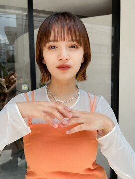 ルル 表参道(lulu.) ぱつっとボブ×切りっぱなしボブ×ベージュカラー×10代20代30代