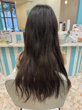 ソラ(SORA) 注目の的!羨ましがられるサラサラツヤツヤ♪の美人髪【BEFORE】