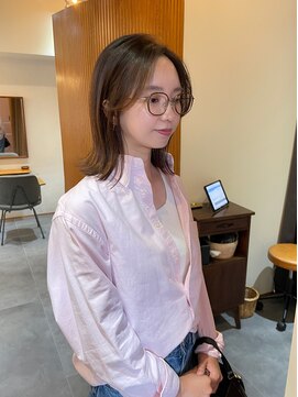 トワ(toi) ミディアムレイヤーボブ【横浜/横浜駅】