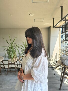 リバレッジ 広尾(Leverage) 大人海外ロングレイヤー：Maho Toda