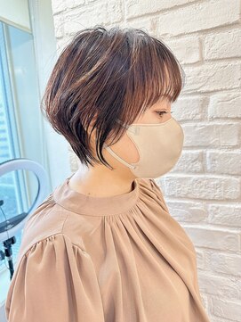 トッカ ヘアアンドトリートメント 難波店 小顔似合わせカット愛されクールショート20代/30代40代50代/難波