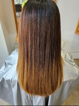 エイト チャタン 沖縄北谷店(EIGHT chatan) お客様スタイル_ブリーチ履歴×縮毛矯正【EIGHT】