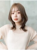 ベージュ/顔周りレイヤー/大人可愛い