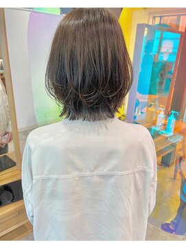 ソピ バイ インビテーション(sopi by invitation) 【中村】#180 レイヤーボブ/グレージュカラー/外ハネボブ