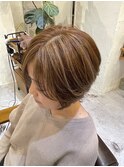 白髪ぼかしハイライトショートボブ