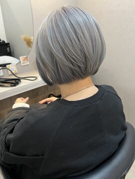 アイディー  高知(id) -高知 id-【白髪ぼかし】ハイトーン