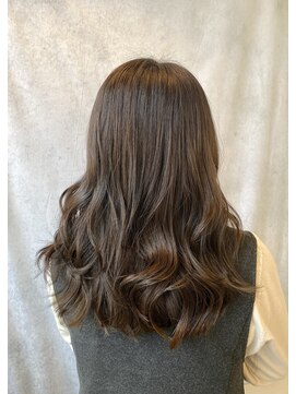ヘアアンドメイク スタジオ ミムロ(HAIR&MAKE STUDIO MIMURO) 【20代・30代ヘア】レイヤーカット・ほんのりオリーブグレージュ