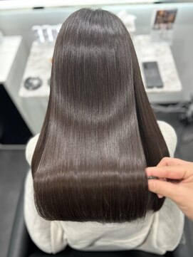 ピリオド 松阪(Period.) ロングヘアーマロンブラウン髪質改善 松阪美容室