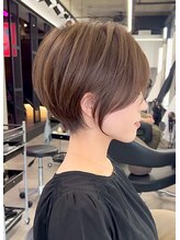 肌色や印象に合わせて導く、ショートスタイルに似合うパーソナルカラー提案[静岡駅/ケアブリーチ/縮毛矯正]