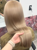 ペレ 栄店(PELE)&nbsp;黒髪/クラゲヘアー/オリーブグレー/小顔/ココアベージュ/栄