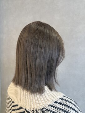 ルーナルーチェ(Luna Luce) グレージュ