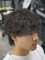 オーバル ジングウマエ(OVARL jingumae)&nbsp;縦落ちパーマシャドウパーマフェザーパーマサーフカール