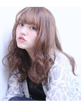 フロール(florun) 軽さ重視のドライ質感ミディアムレイヤー