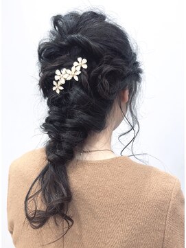 エイム ヘアメイク 横川店(eim HAIR MAKE) 編み下ろしヘア