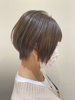 ネオリーブ ジューク 日吉店(Neolive JuQ)&nbsp;たっぷりハイライト☆前下がりくびれショート　グレージュ