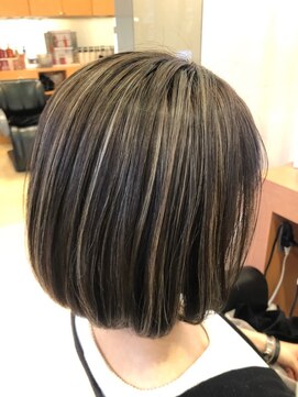 シャンプーボーイ ヒノ(SHAMPOO BOY Hino) ハイライトカラー