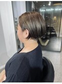 耳掛けショート×バレイヤージュ