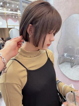 ロンド レア 天神大名店(Lond Le’a) ダブルカラー/インナーカラー/イヤリングカラー/ミルクティ/大名