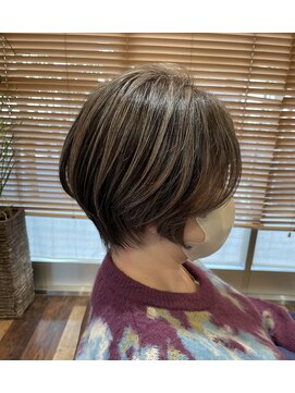 グッドネイバーズ 流山おおたかの森店(GOOD NEIGHBORS) ハイライトぼかしショートbob