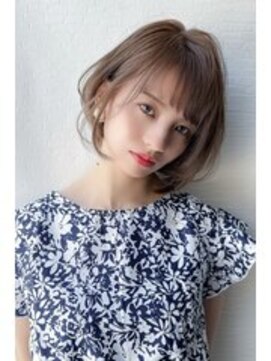 ウィズ 都賀店(Wiz) 大人可愛いハイトーンベージュ前下がりショートボブ◎