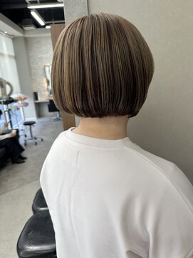 デイジー(Daisy) 天神/大名/アンブレラカラー/インナーカラー/ベージュ