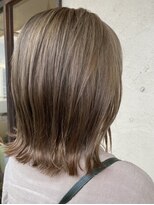 ピケ(pique)&nbsp;ぱっつんボブ/ミルクティーアッシュ/20代30代40代