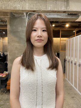 フリーラ 京都河原町三条店(freera) highlight×beige