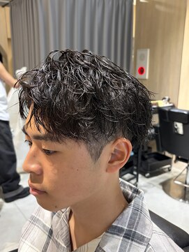レボ 片町店(Revo) ルーズショートパーマ
