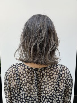 アリーズ シブヤ(ALLYS shibuya) ことりベージュ 大人ボブ エッジショート くびれセミディ