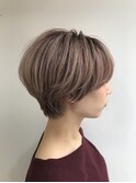 大人可愛い20代30代40代小顔ワンサイドショートボブ丸み前下がり