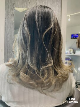 ブルー バード(BLUE BIRD) Ｅ　standard. × バレイヤージュ