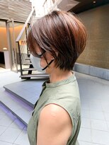 ミィ 表参道(mee.)&nbsp;【mee.】ハセガワヒトシ　大人　くびれ　ショート