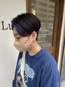 イル(iLu.) パープル／ラベンダー/刈り上げショート