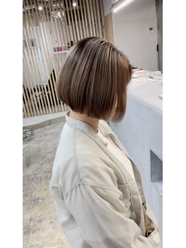 エタ(eta) 【eta】ベージュ×シャドールーツ /金井