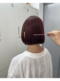 ミニボブ　チェリーレッド　切りっぱなしボブ