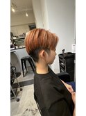 刈り上げショート×オレンジ
