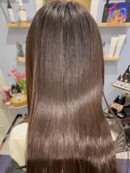 シャイニー(Shiny)の写真/【春日/博多南】髪質改善も叶うメテオカラーで、美しい発色と艶感をプラス。大人のおしゃれをもっと楽しく*