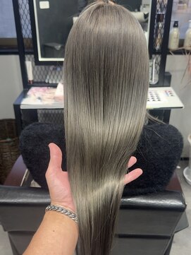 ヘアーラボ 樟葉(Hair Labo) Silver