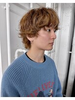 メンズショートウルフフェザーパーマスパイラルパーマ