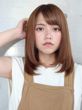 バロックトーキョー(BAROQUE TOKYO) 大人可愛いミディアムヘア　斜めバング　アッシュブラウン