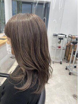 ロマリア 青山 南青山(Lomalia) 【Lomalia青山/Nami】#白髪ぼかし 透明感グレージュカラー