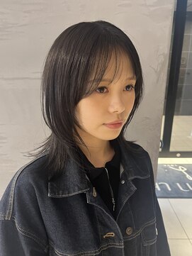 エミュ 伏見 国際センター(emu) ナチュラル/シースルーバング/髪質改善カラー