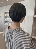 キャアリー(Caary)&nbsp;福山美容室caaryくびれ丸みショート骨格補正大人耳かけ20代30代