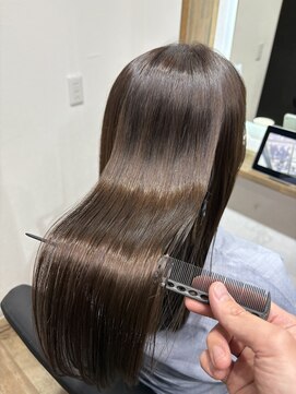 ノア(NOA) 艶髪大人アッシュ