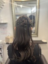 アンジュール(unjour)&nbsp;カチモリハーフアップ