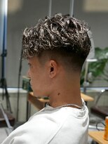 メッツ 原宿(METS) MEN'S/ハイライト×ニュアンスパーマ/テーパーフェード