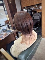 コモレビ(komorebi) 【山本智文】マッシュウルフインナーカラーベージュ