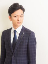 エヌドットバーバー ギンザ(N.BARBER GINZA) 扱いにくい癖毛をタイトなマッシュ風スタイルにチェンジ<理容室>