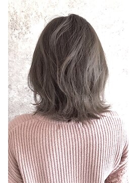 アヴァンスクロス あべのルシアス店(AVANCE.CROSS) 大人かわいいミディアム×デザインカラー×スウィングショート