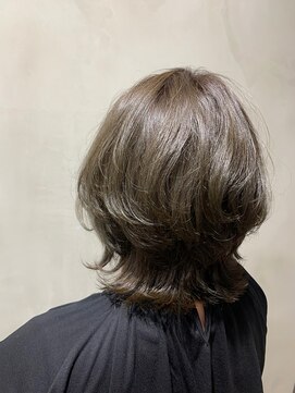 リンダイーロ(Linda Hiro) 【札幌円山　イルミナカラー/グレイカラー/髪質改善】
